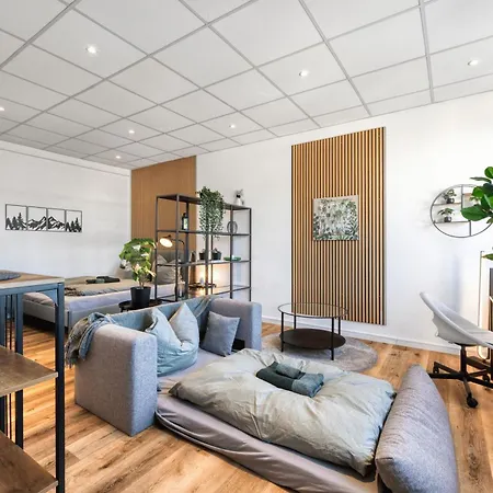 Apartment, Zentral & Ruhig アパート *